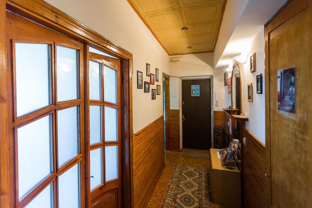 Ussr Hostel Bishkek Exterior photo