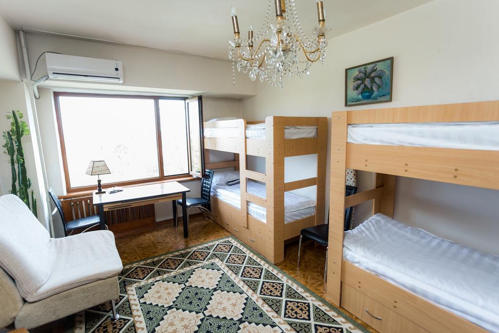 Ussr Hostel Bishkek Room photo